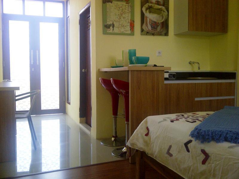 Wisma tamu Breeze Place *